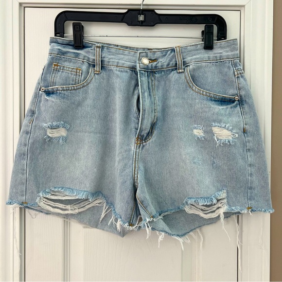 Shein High Waisted Distressed Raw Hem Jean shorts Size 32 - Picture 1 of 8